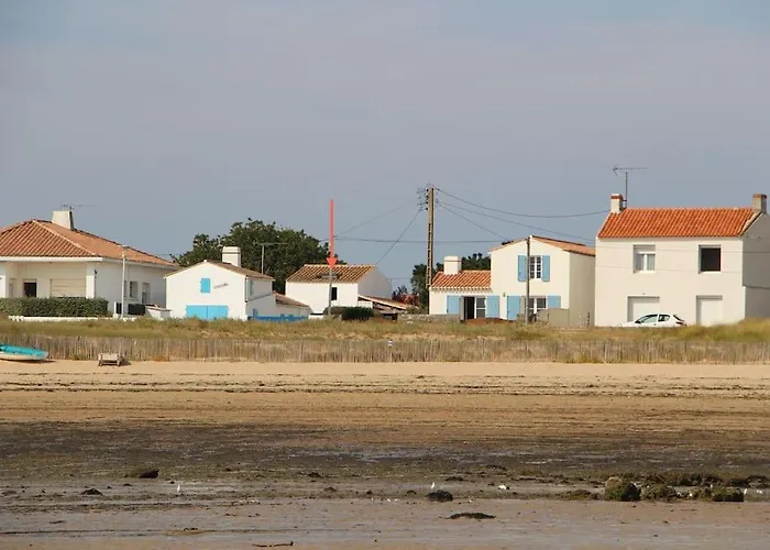 A La 20m Belle Vue La Guérinière