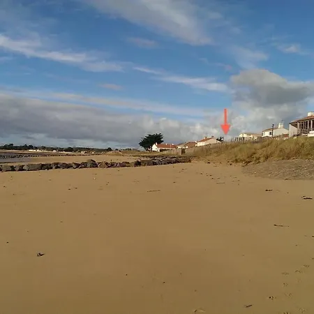 A La 20m Belle Vue 公寓