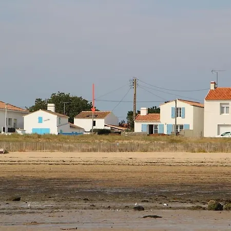 A La 20m Belle Vue La Guérinière